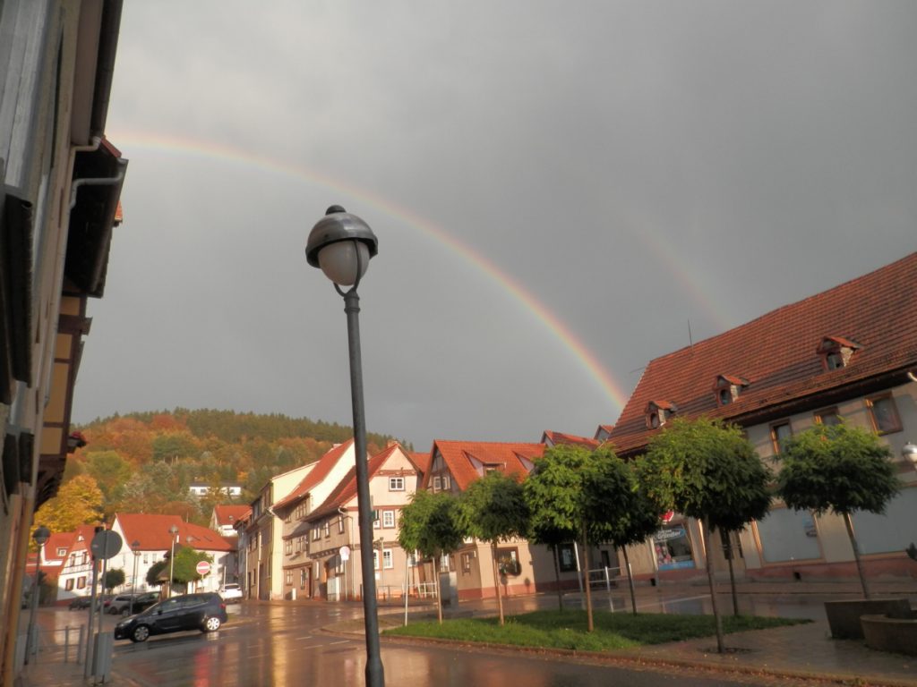 Doppelter Regenbogen über Wasungen