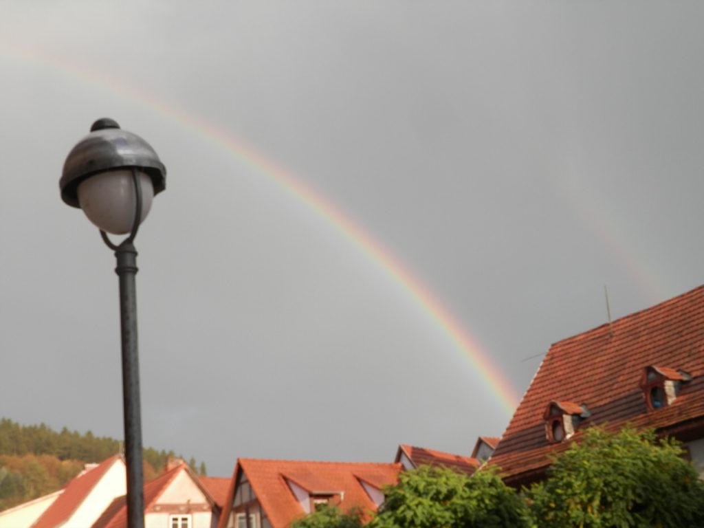 Doppelter Regenbogen über Wasungen