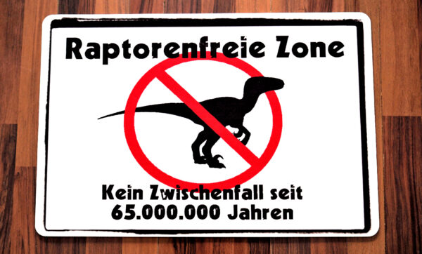 Fußmatte: Raptorenfreie Zone