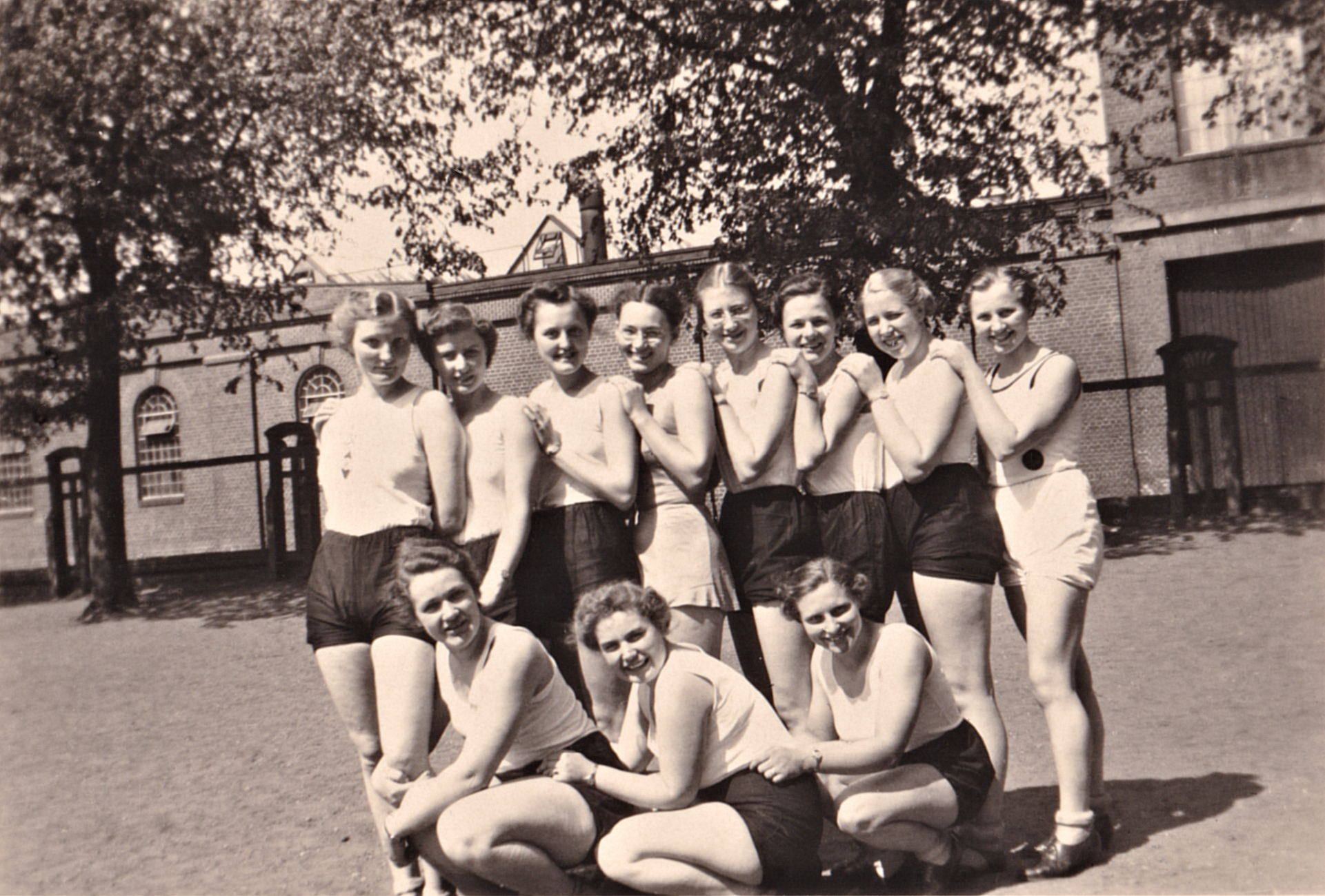 Damensportgruppe, Neumünster, 1937