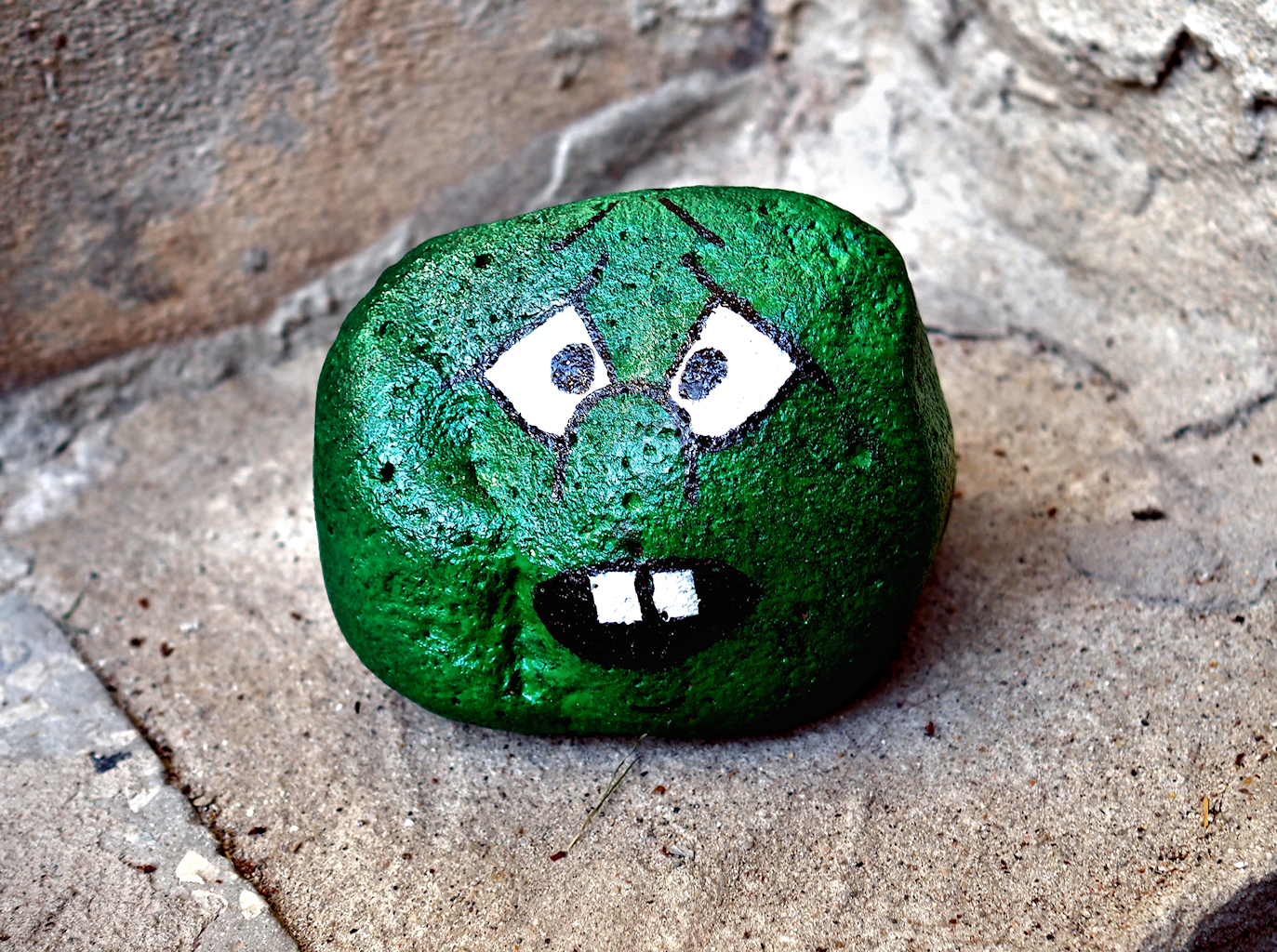 Green Stonehead