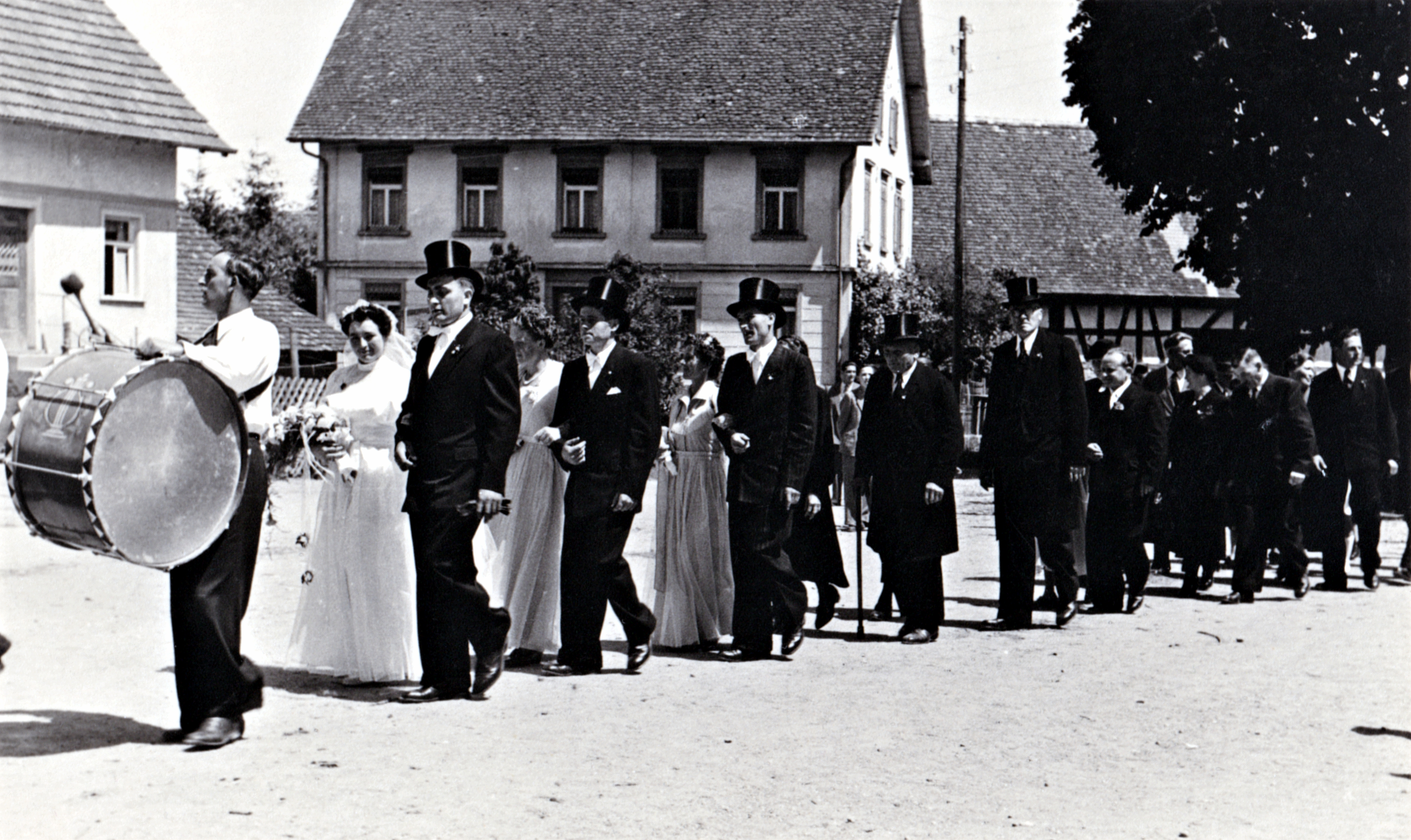 Hochzeit auf dem Dorf, ca. 1930