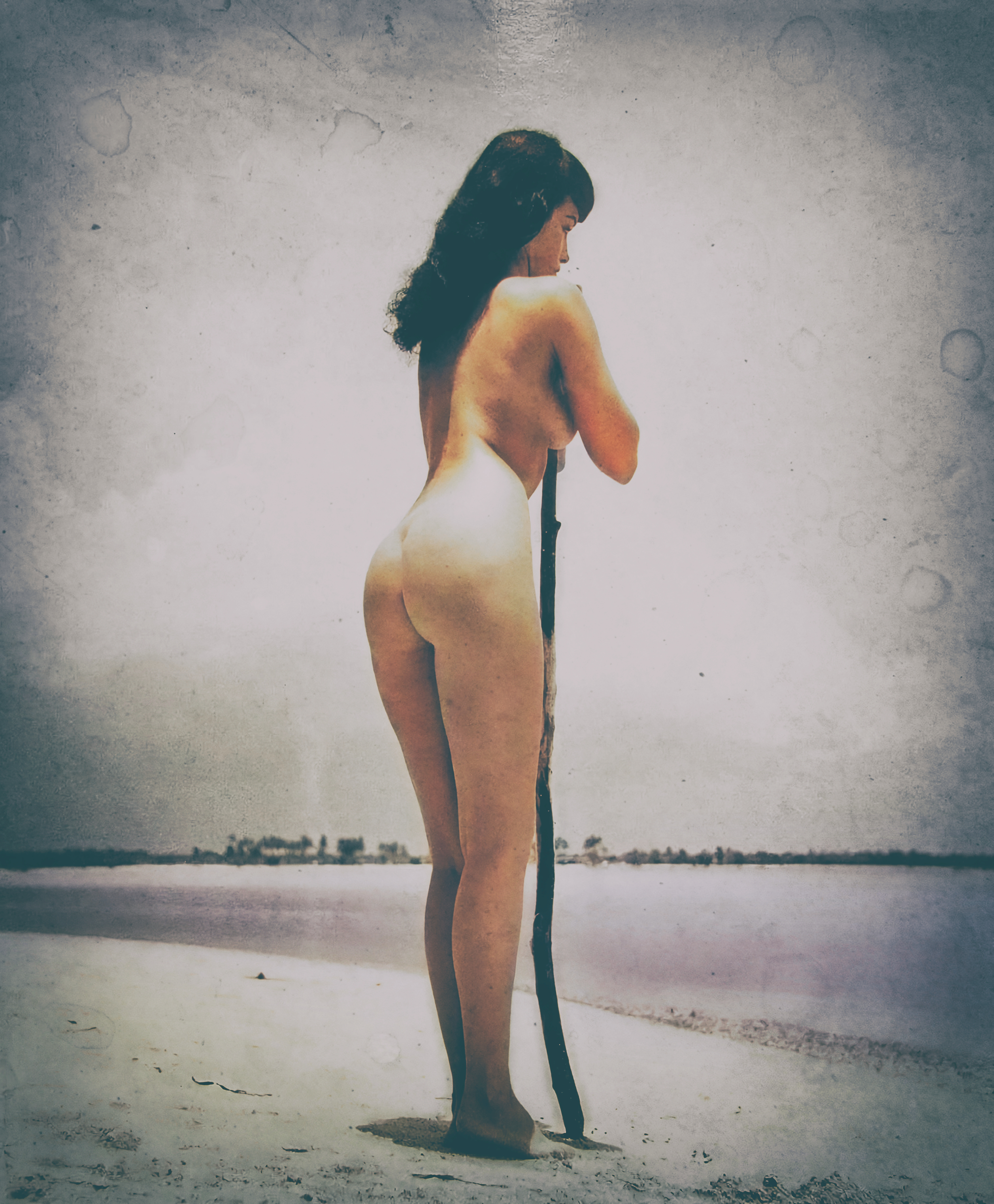 Bettie Page am Strand