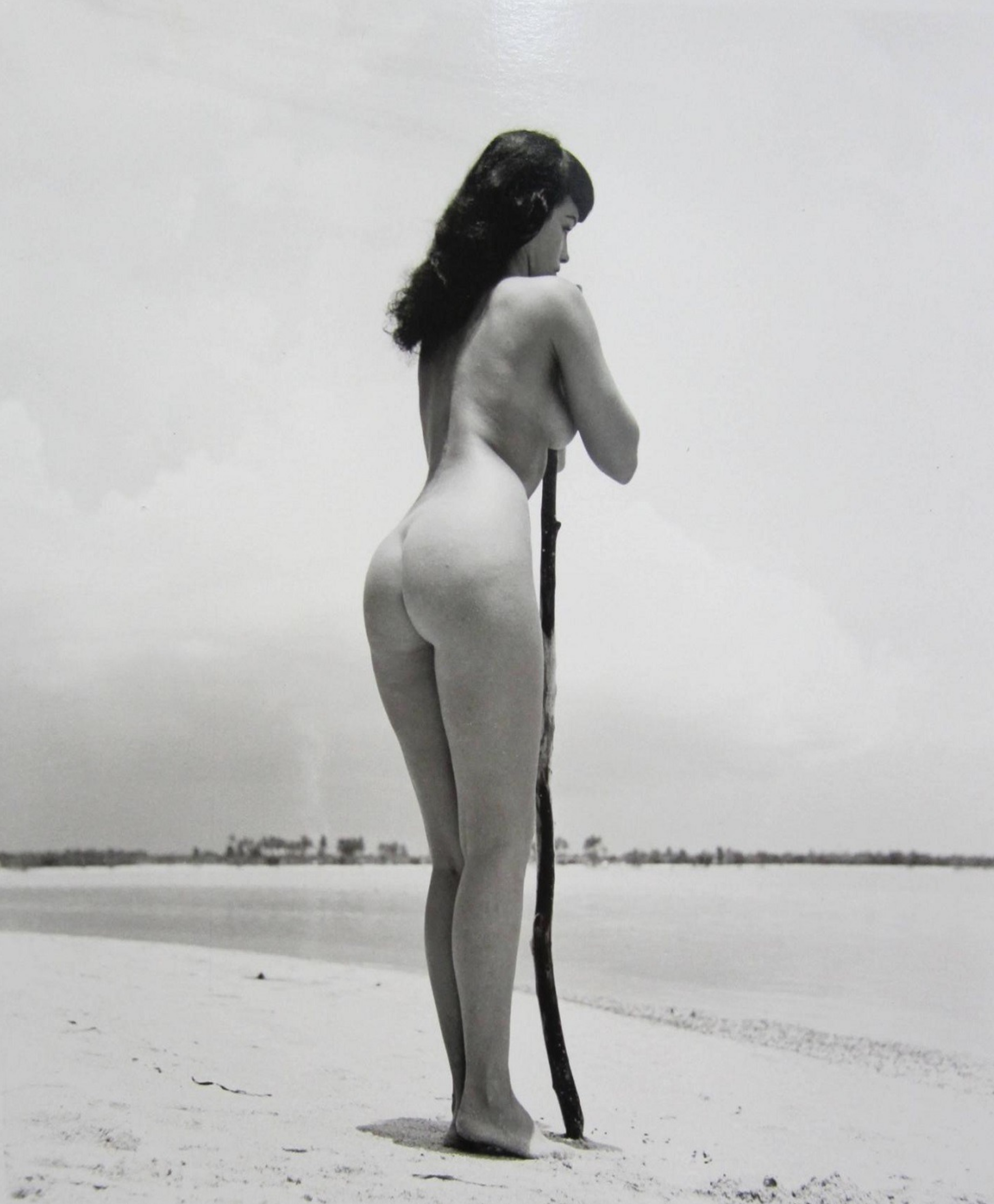 Bettie Page am Strand